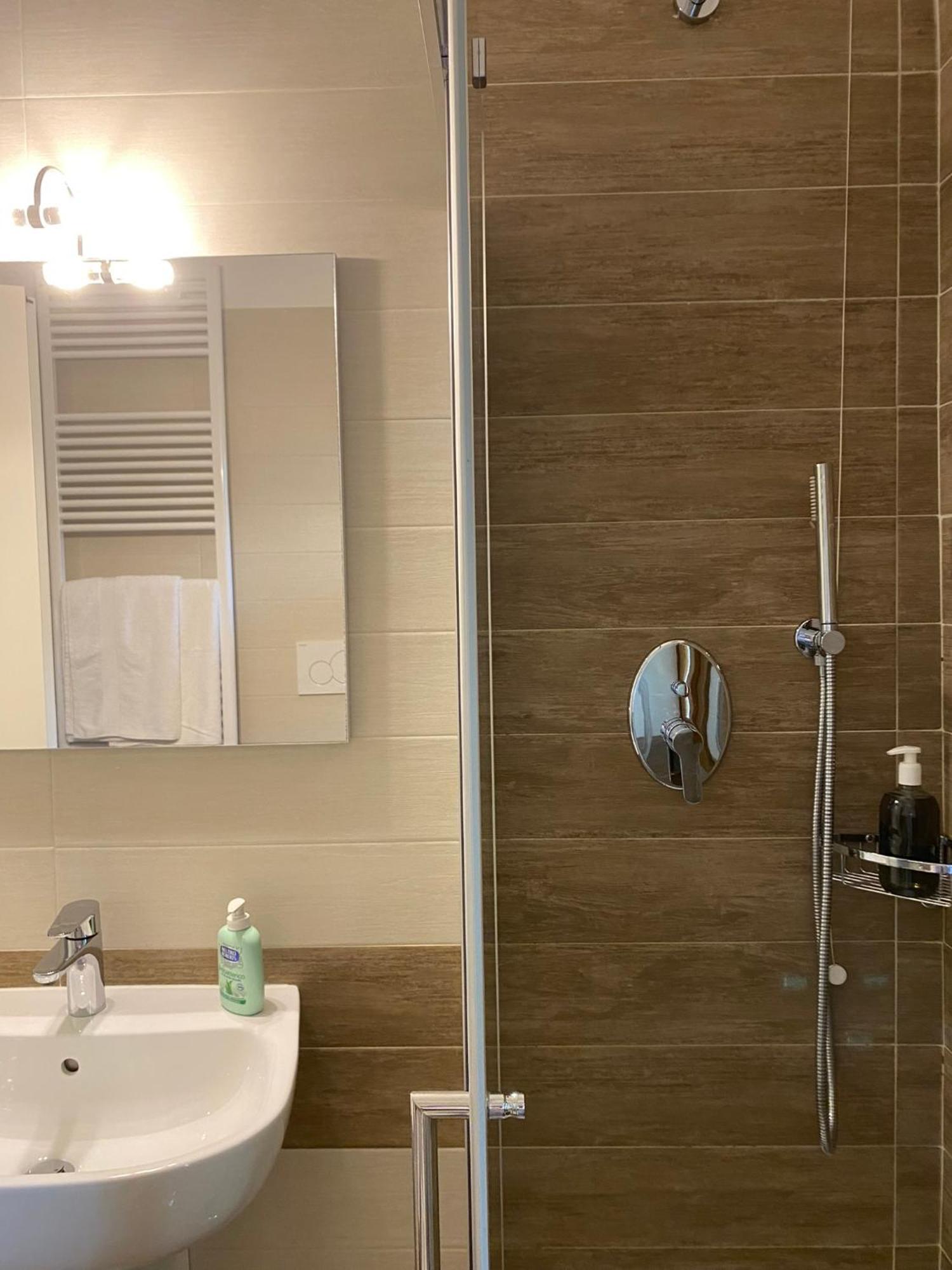 Holiday Home Giaron Rosolina Bagian luar foto